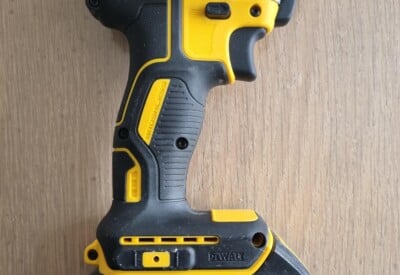 Location Clé à choc électrique Dewalt à Saint-André-lez-Lille